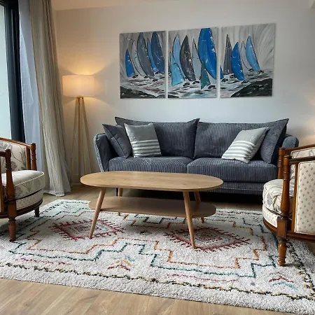 Plein Centre - Grand Duplex 2 Avec Terrasse Ensoleillee Lejlighed Auray