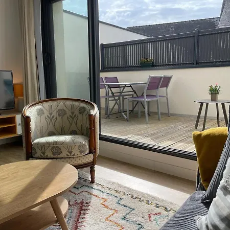 Plein Centre - Grand Duplex 2 Avec Terrasse Ensoleillee * Auray